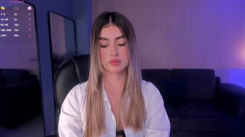 Paulina Santos  online show from March 2025 10:17:02 PM