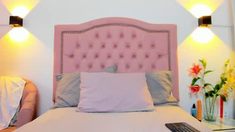 Snapshot of paulinavera chatting on April 2026 01:05:02 PM paulinavera online show from April 2026 01:05:02 PM