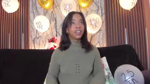 Pauline online show from November 2025 03:23:01 AM