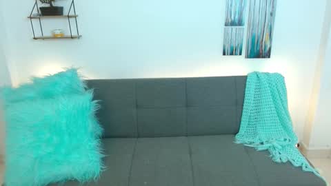 Paulinna online show from February 2025 10:11:02 PM