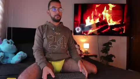 Snapshot of paulodasilva_ chatting on March 2026 12:10:02 PM Paulo Da Silva online show from March 2026 12:10:02 PM