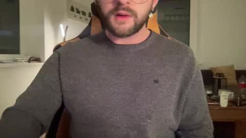 love bush online show from October 2025 07:29:02 PM