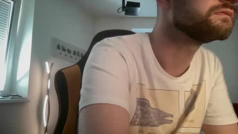 love bush online show from March 2026 08:55:02 AM