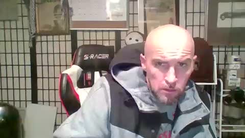 Snapshot of paulstetson chatting on April 2026 06:27:01 AM paulstetson online show from April 2026 06:27:01 AM