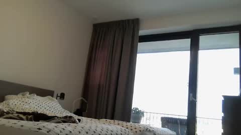 Paul online show from April 2026 05:32:02 PM