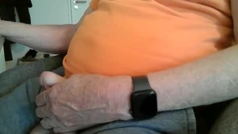 Paul online show from April 2026 06:06:01 PM