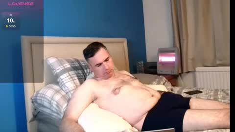 paulyandrew online show from March 2026 09:54:02 PM