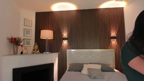 Paulys  online show from April 2026 11:37:02 AM