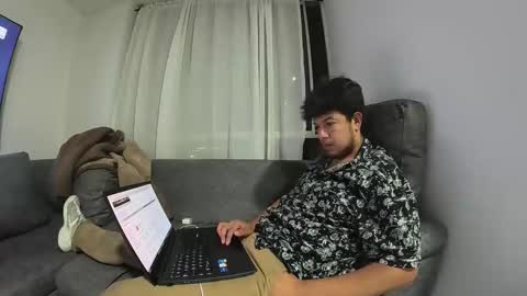 Snapshot of paulzacx chatting on October 2025 06:48:01 AM Paul ZacX online show from October 2025 06:48:01 AM