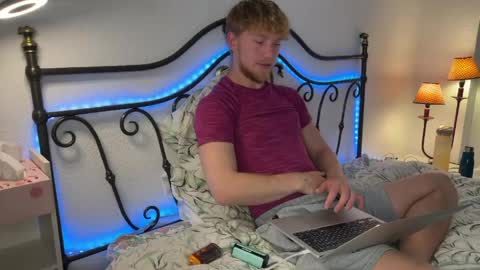 Snapshot of pavelrey chatting on May 2026 07:58:01 AM Pavel online show from May 2026 07:58:01 AM