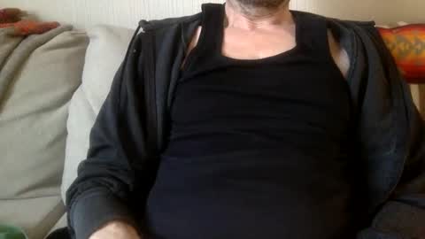 pea23 online show from February 2025 01:19:02 PM