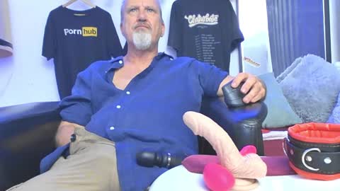 Snapshot of peacetous chatting on December 2024 01:39:01 PM Marc online show from December 2024 01:39:01 PM