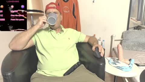 Snapshot of peacetous chatting on February 2025 04:05:02 AM Marc online show from February 2025 04:05:02 AM