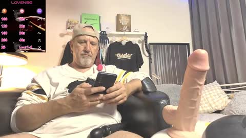 Snapshot of peacetous chatting on March 2025 03:48:02 AM Marc online show from March 2025 03:48:02 AM