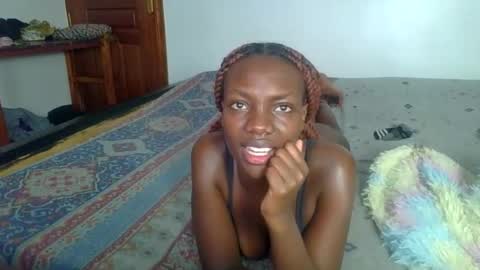 Snapshot of peach_ebonny chatting on June 2026 07:13:01 AM peach_ebonny online show from June 2026 07:13:01 AM