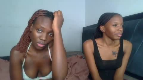 Snapshot of peach_ebonny chatting on June 2026 09:45:01 AM peach_ebonny online show from June 2026 09:45:01 AM