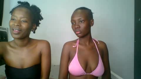Snapshot of peach_ebonny chatting on August 2026 10:14:02 AM peach_ebonny online show from August 2026 10:14:02 AM