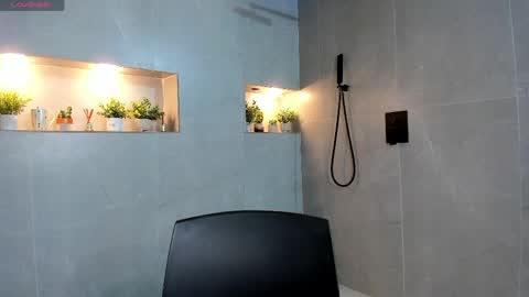 Briana online show from April 2026 01:27:02 PM