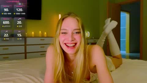 Lexy Peach online show from April 2026 06:16:01 PM
