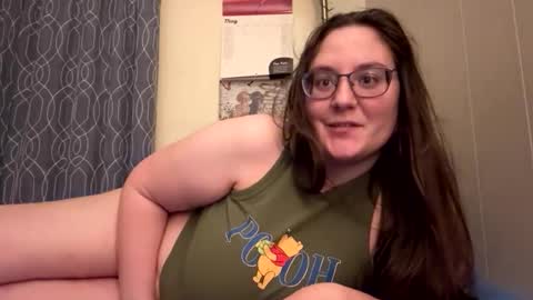 Snapshot of peachesbestfriend chatting on May 2026 10:12:02 AM peachesbestfriend online show from May 2026 10:12:02 AM