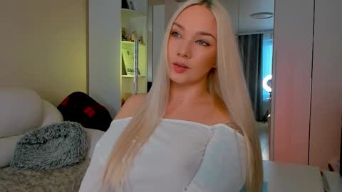 peachju1cy online show from September 2025 05:33:02 AM