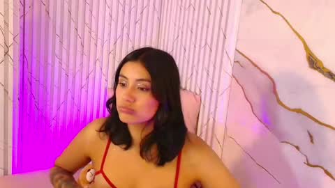 Snapshot of peachy_tay chatting on April 2026 05:30:01 PM peachy_tay online show from April 2026 05:30:01 PM