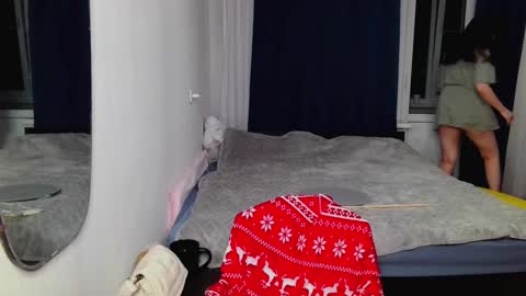 Peachy online show from January 2025 10:19:01 PM