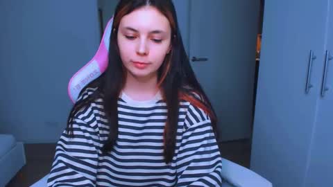 Peachy online show from January 2025 07:39:01 PM