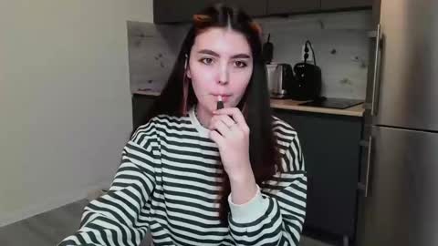 Peachy online show from February 2025 09:20:02 PM