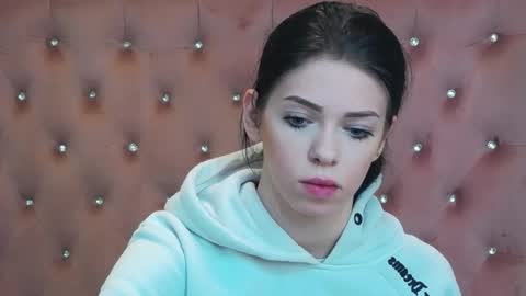 Snapshot of peachyella26 chatting on February 2026 10:38:02 AM Ella online show from February 2026 10:38:02 AM