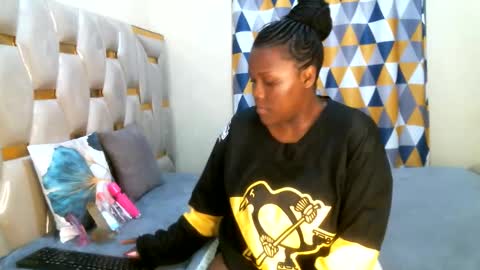 Peachy online show from May 2026 04:07:02 AM