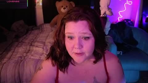 Peachy Nessa online show from May 2026 09:05:01 AM