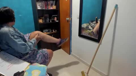 Tangerine Penaut online show from December 2025 09:19:02 PM