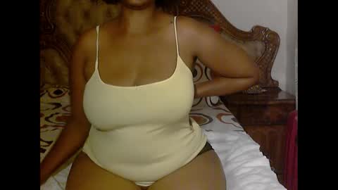 Snapshot of pearassmmm chatting on February 2025 10:09:01 PM pearassmmm online show from February 2025 10:09:01 PM