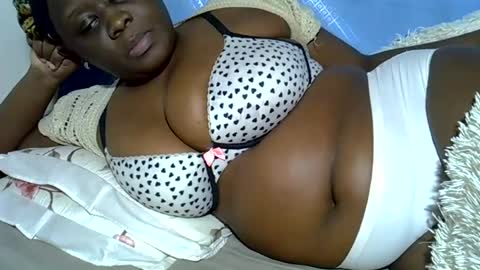 Snapshot of pearl_33 chatting on July 2026 04:31:01 AM Keci online show from July 2026 04:31:01 AM
