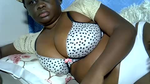 Snapshot of pearl_33 chatting on July 2026 11:14:01 AM Keci online show from July 2026 11:14:01 AM