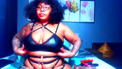 Pearl online show from February 2025 10:36:02 PM