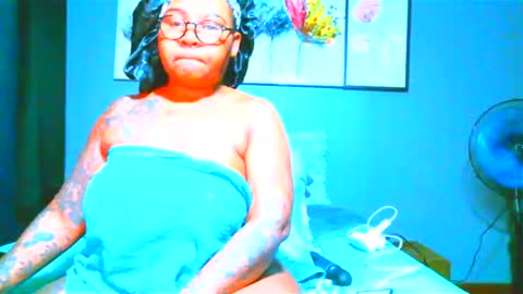 Pearl online show from March 2025 06:47:02 PM