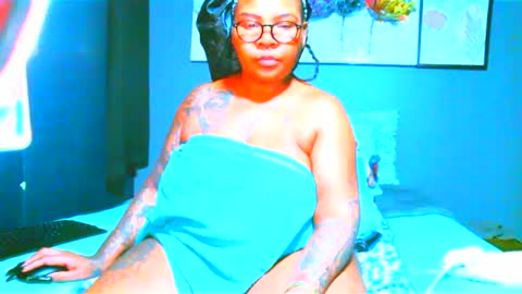 Pearl online show from March 2025 10:24:01 PM