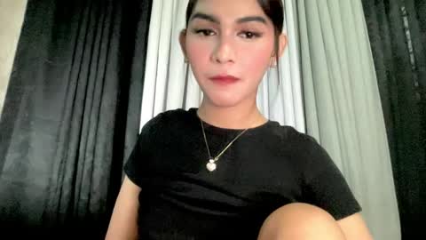 Pearl online show from December 2025 04:02:01 PM