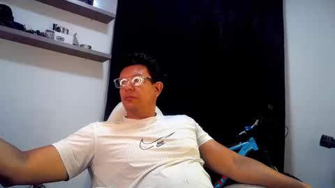 Snapshot of pedro_picapica chatting on May 2026 01:56:02 AM Pedro online show from May 2026 01:56:02 AM