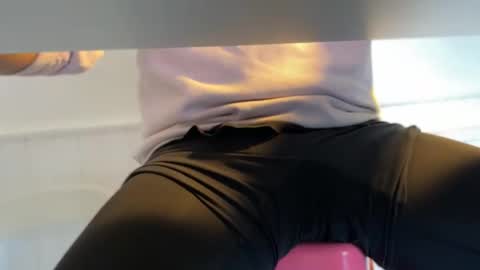 Snapshot of pedroserrano2000 chatting on January 2025 01:35:02 PM PedrOO OO online show from January 2025 01:35:02 PM