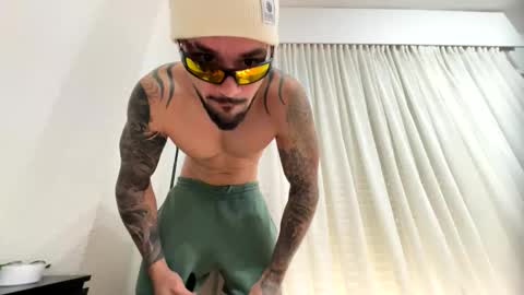 penebunny online show from December 2025 10:54:02 AM