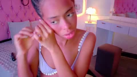 Snapshot of peneelopeecute chatting on June 2026 06:29:02 PM peneelopeecute online show from June 2026 06:29:02 PM