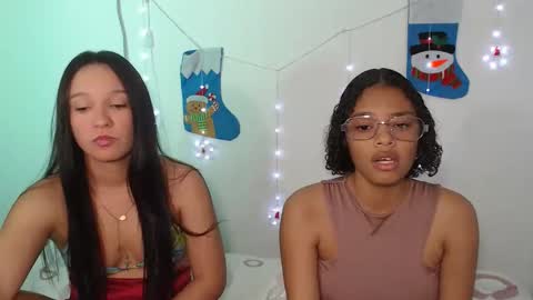 penelopeh_ online show from December 2025 07:12:02 PM