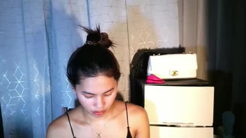 penelopehotz online show from June 2026 04:21:01 AM