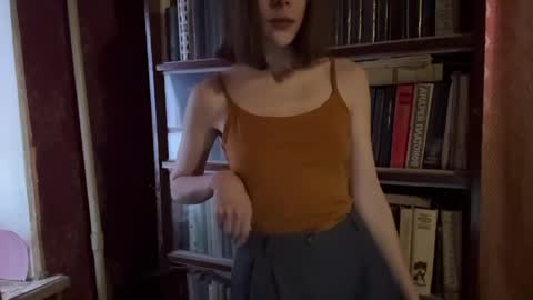 Snapshot of pennilinka chatting on April 2026 02:14:01 PM Alya online show from April 2026 02:14:01 PM