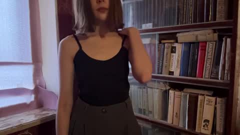 Snapshot of pennilinka chatting on April 2026 01:38:02 PM Alya online show from April 2026 01:38:02 PM