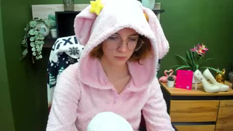 Penny online show from October 2025 07:21:01 AM