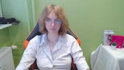 Penny online show from November 2025 07:41:02 AM